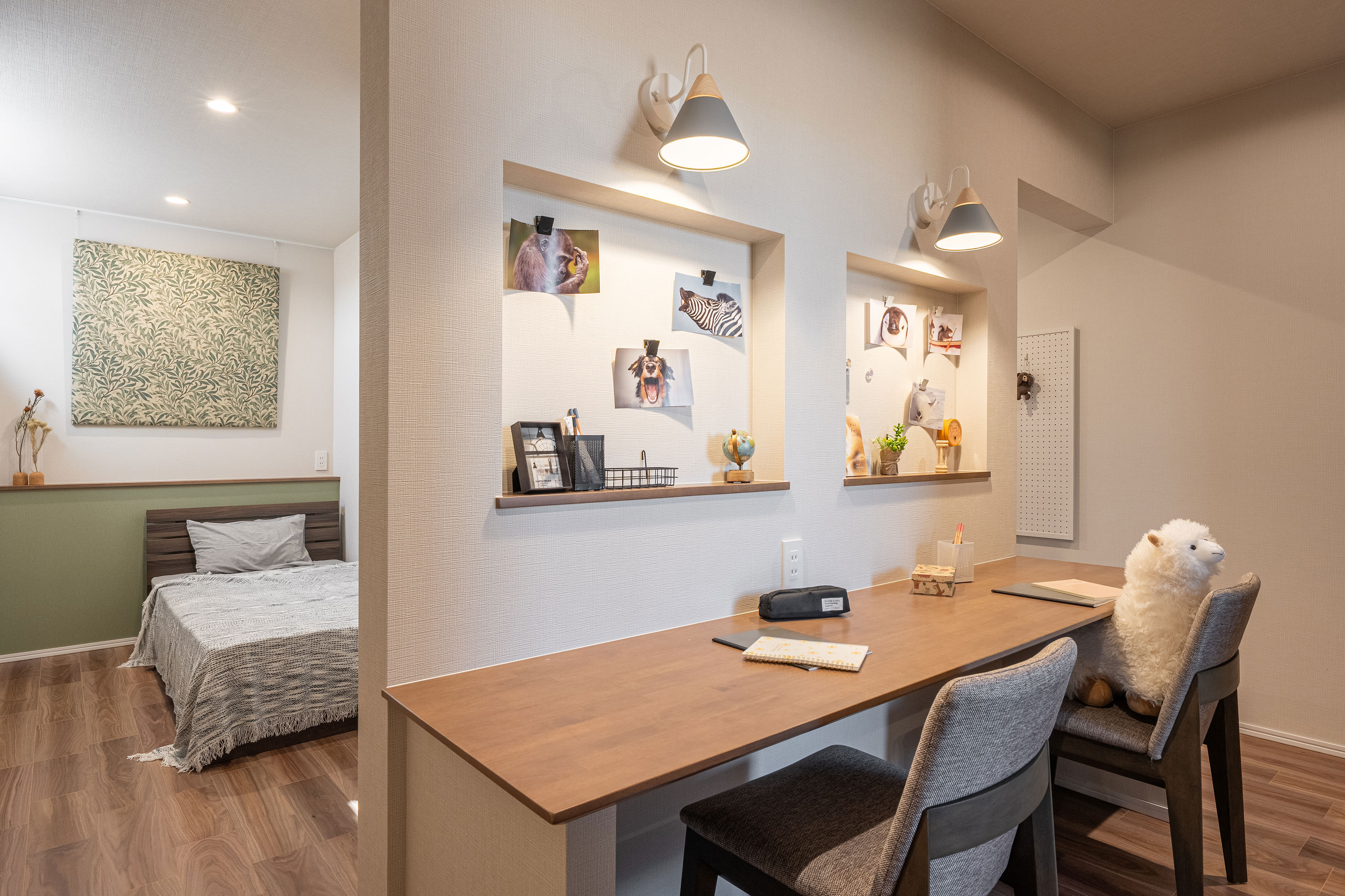 遊ぶも、学ぶも、両方叶える独立した部屋と隣接シェアスペースで快適に