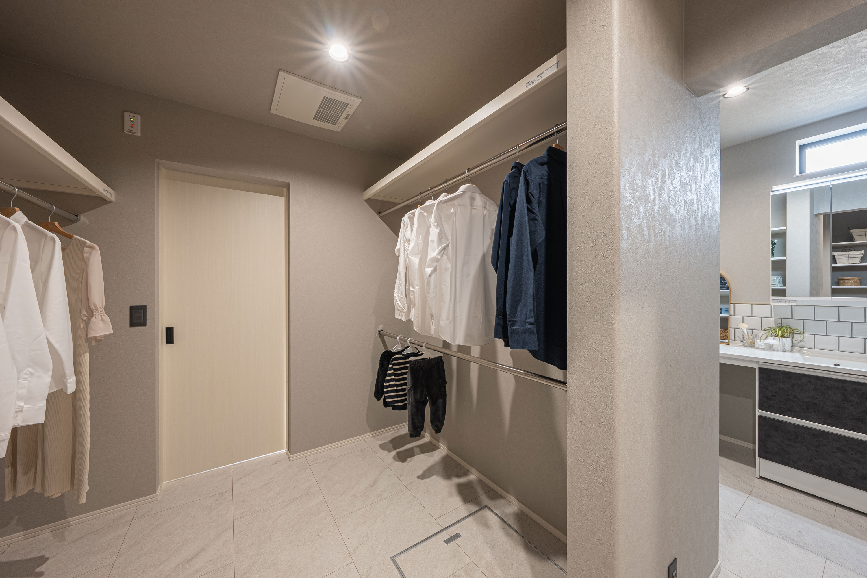 家事ラク動線×水回りで、夫婦で無理なく家事を分担！